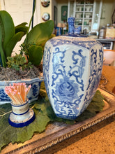 Blue & White Jar w/Foo Dog Lid