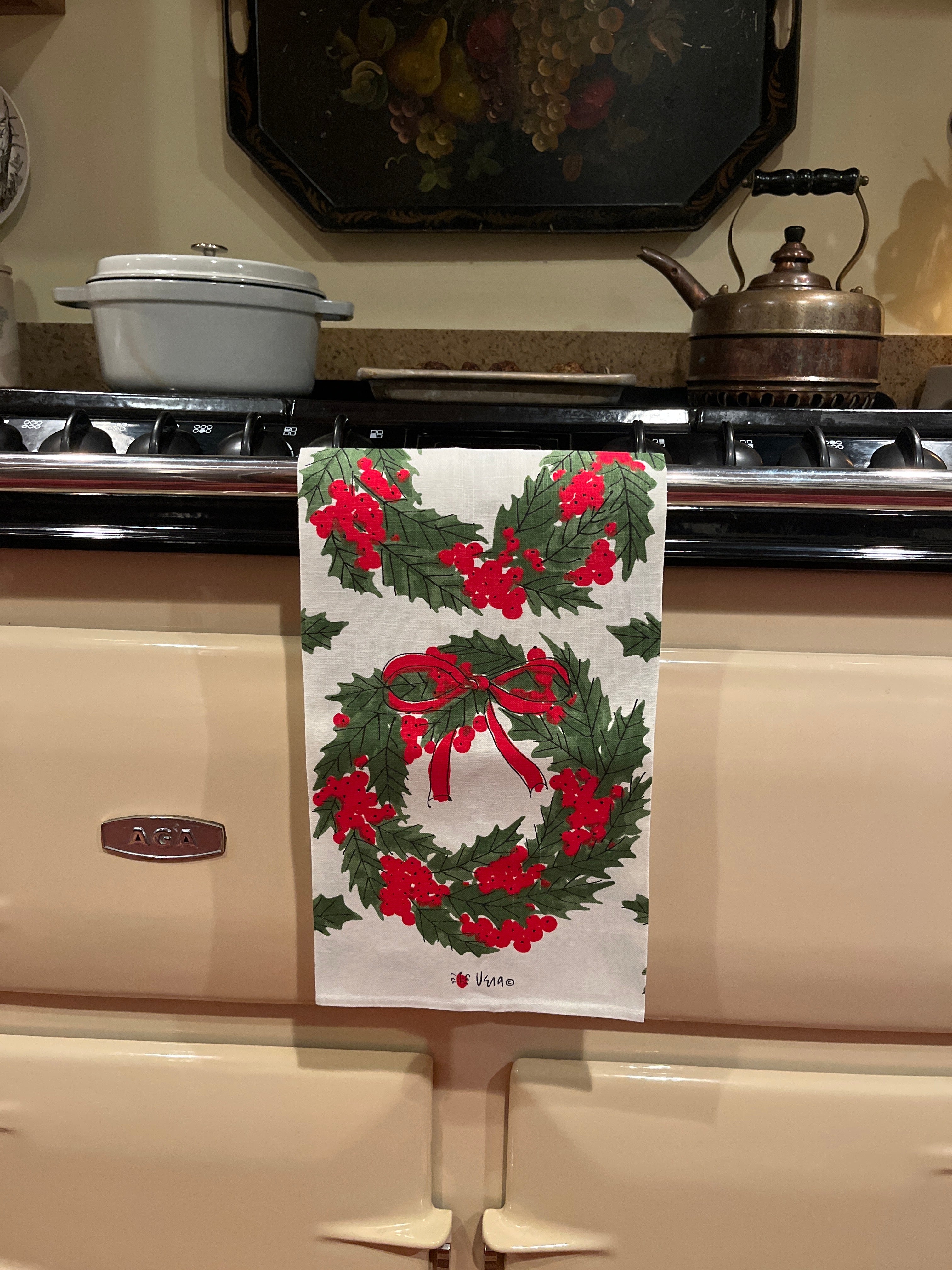 Vintage Vera Christmas Wreath Tea Towel