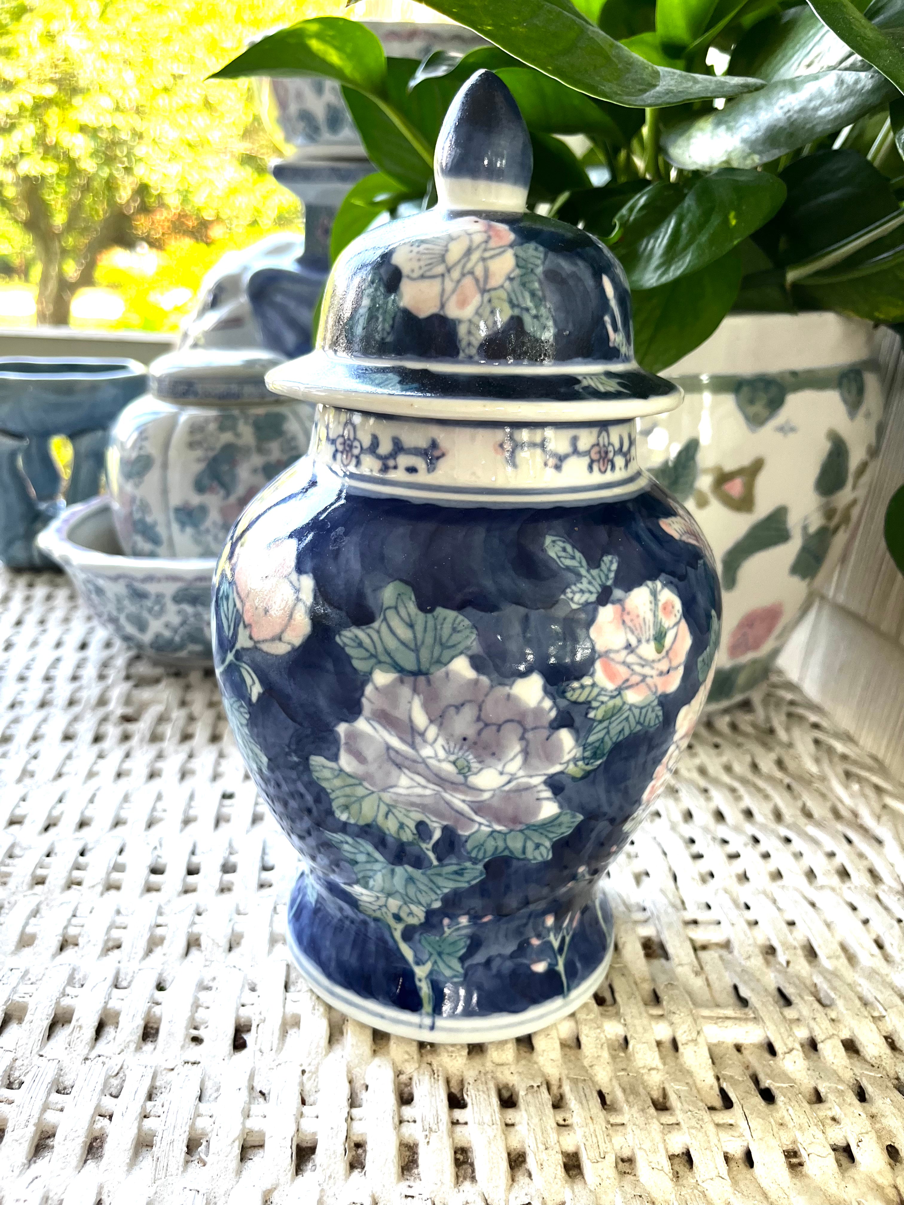 Medium Pastel Peony Temple Jar