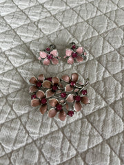 Vintage Floral Brooch & Earrings